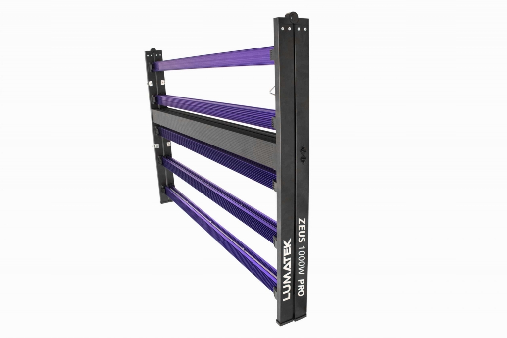 ZEUS_1000WPRO_Detail06-min-scaled-1024x683